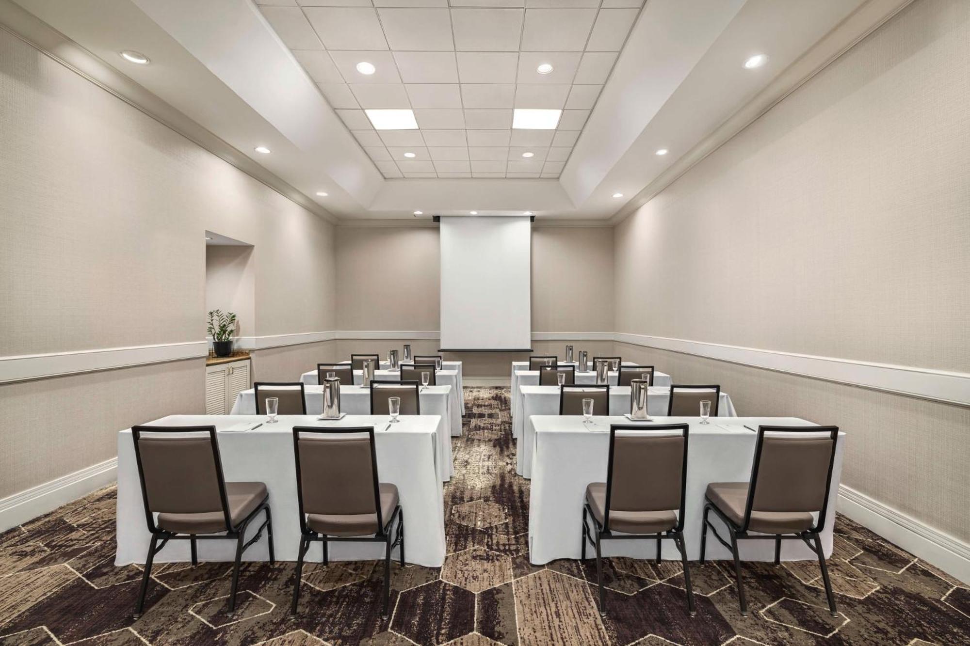 Embassy Suites By Hilton Phoenix Downtown North Екстер'єр фото